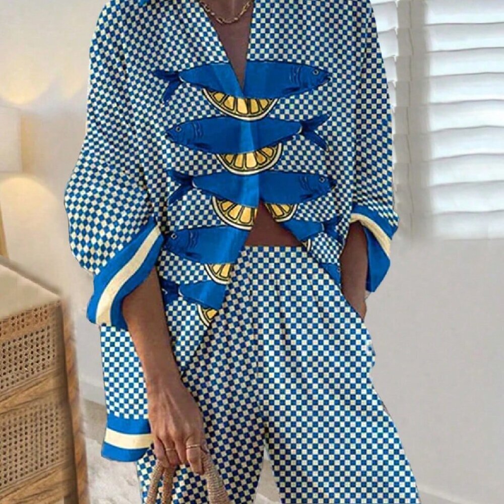 Blue & White Casual Women's Beach Oversized Plaid Long-Sleeved Shirt & Trousers - Picture 5 of 5